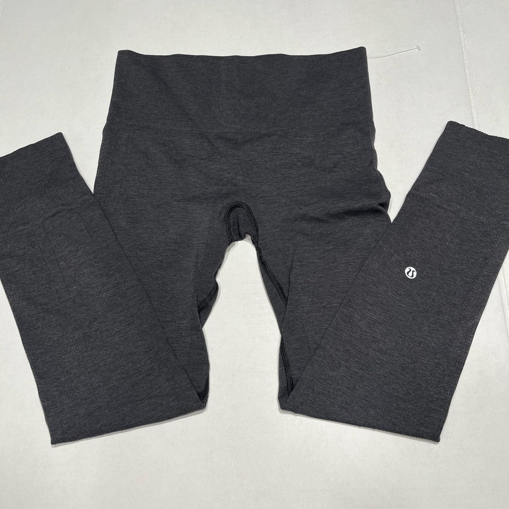 Lululemon Women’s Leggings Full Length  Size 4 Gray Yoga Running - Picture 6 of 10